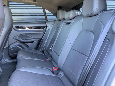 New 2025 Porsche Macan 4S Electric image 25