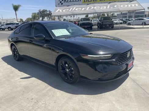 Used 2025 Honda Accord SE image 2
