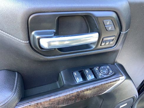 Used 2021 GMC Sierra 1500 Denali w/ Denali Ultimate Package image 12