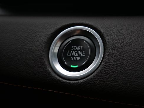 Certified 2022 Cadillac Escalade ESV Sport w/ Touring Package AWD/4WD image 30