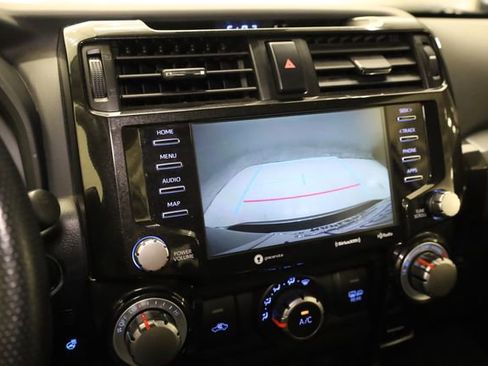 Used 2024 Toyota 4Runner TRD Off-Road Premium image 22