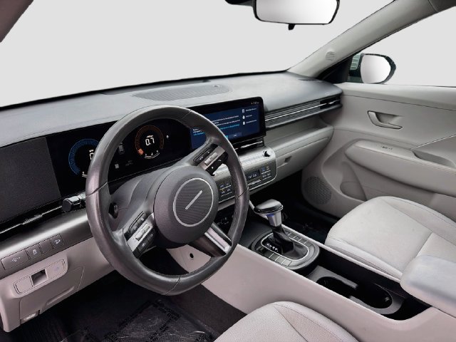 Used 2024 Hyundai Kona SEL FWD image 9