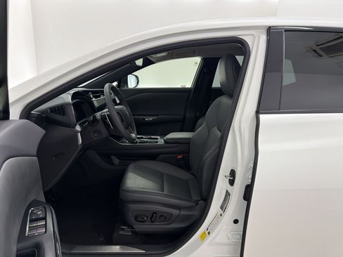 Used 2024 Lexus RZ 300e Premium w/ Accessory Package (Z1) FWD image 5