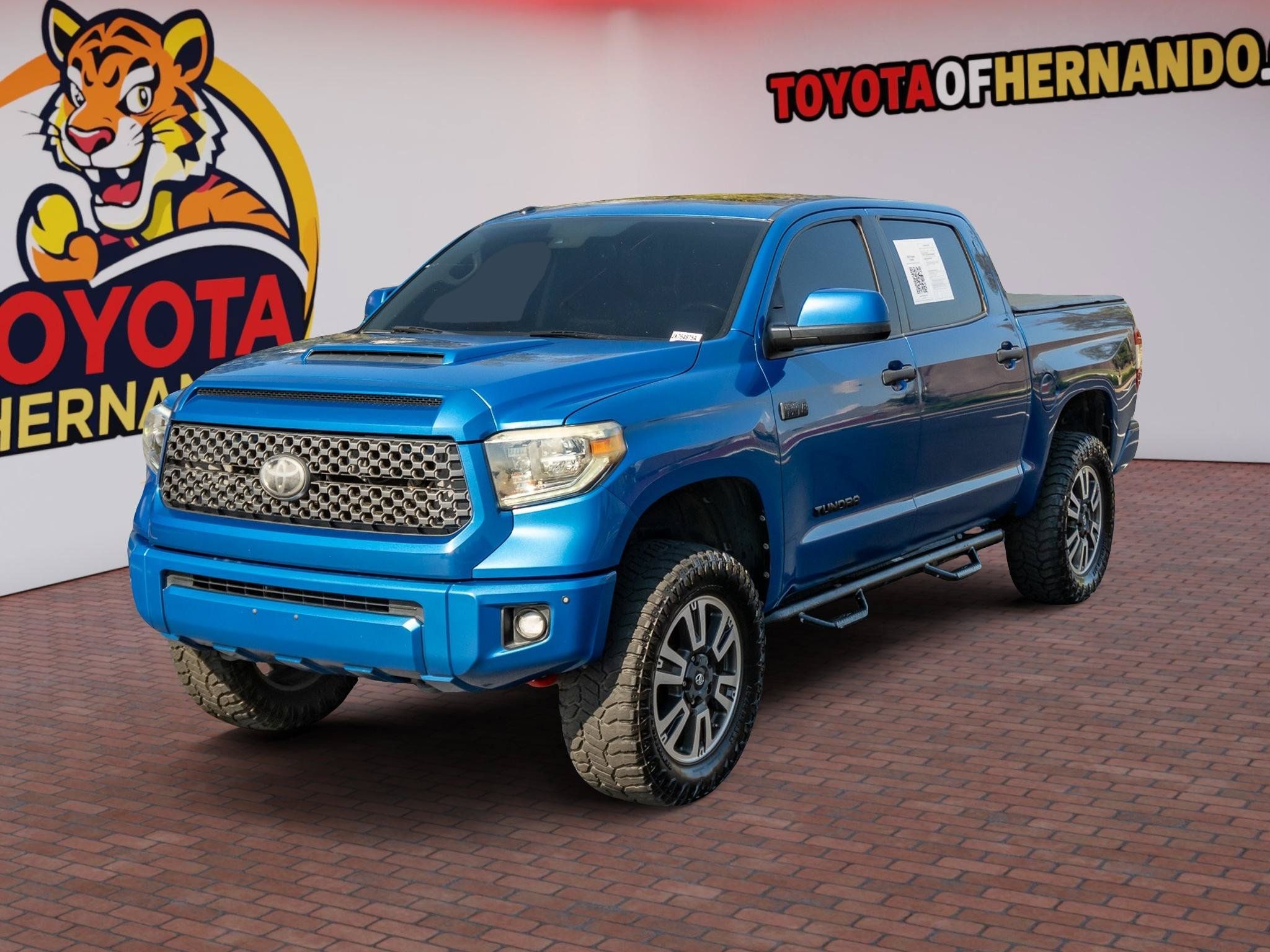 Used 2018 Toyota Tundra SR5 AWD/4WD image 1