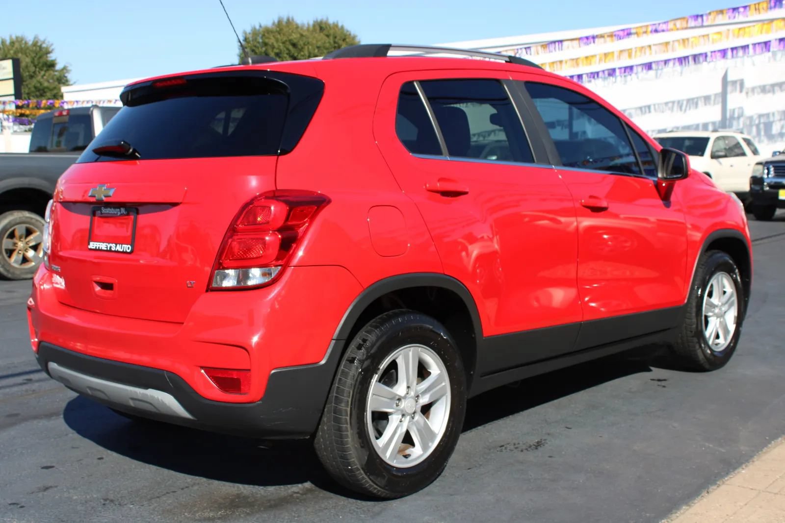 Used 2017 Chevrolet Trax LT FWD image 3