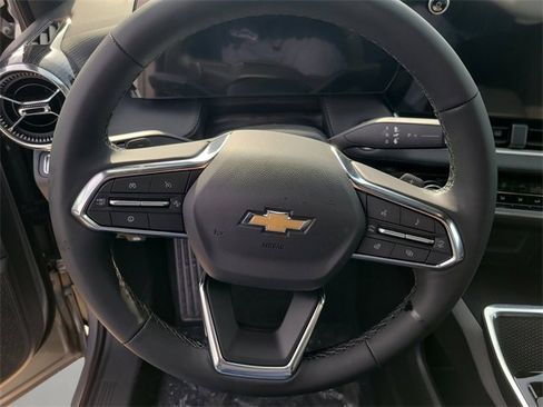 New 2026 Chevrolet Equinox LT image 16