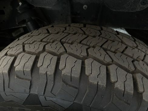 Used 2019 Toyota Tundra SR image 15