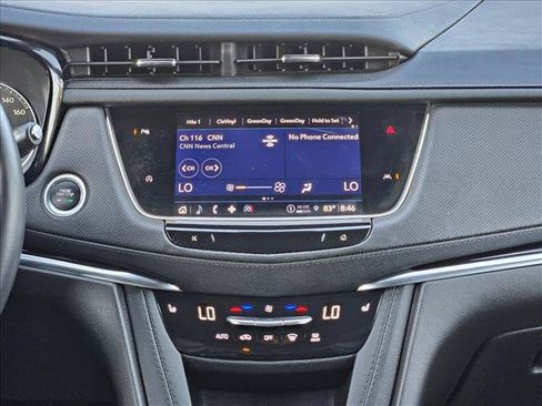 Used 2024 Cadillac XT6 Luxury w/ LPO, Floor Liner Package AWD/4WD image 14