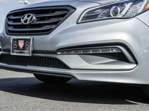 Used 2017 Hyundai Sonata Sport w/ Value Edition Package 02 image 12