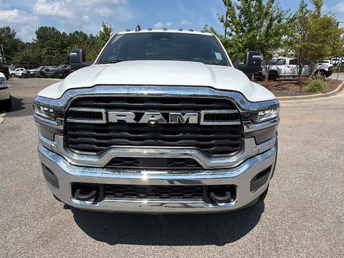 New 2026 RAM 4500 Tradesman w/ Chrome Appearance Group AWD/4WD image 3