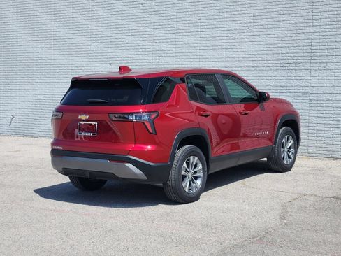 New 2027 Chevrolet Equinox LT FWD image 4
