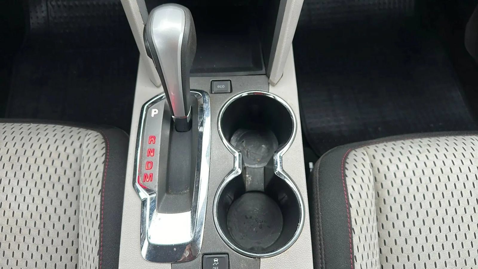 Used 2015 GMC Terrain SLE FWD image 18