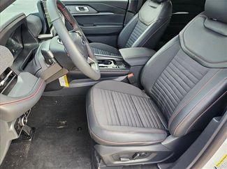 New 2026 Ford Explorer ST-Line w/ ST-Line Street Pack video 4