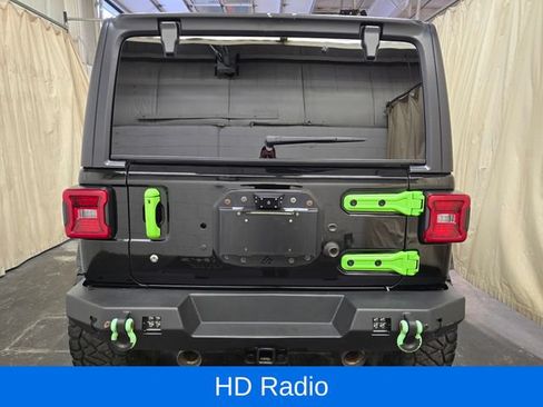 Used 2019 Jeep Wrangler Unlimited Sahara w/ Uconnect 4C Nav & Sound Group AWD/4WD image 8
