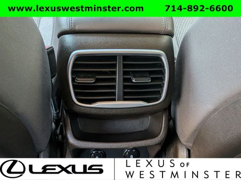 Used 2019 Hyundai Santa Fe SE FWD image 15