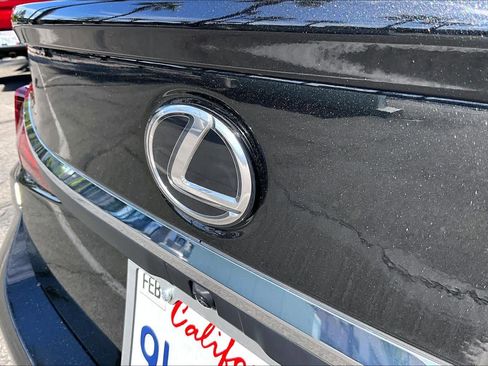 Used 2024 Lexus ES 350 w/ Accessory Package (Z1) image 29