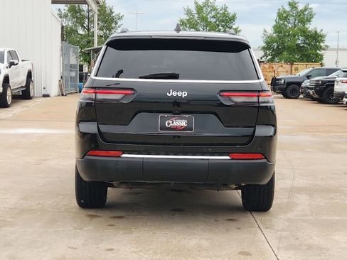 Used 2021 Jeep Grand Cherokee L Laredo w/ Luxury Tech Group I RWD image 6