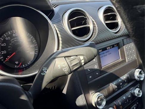 Used 2021 Ford Mustang Coupe RWD image 38