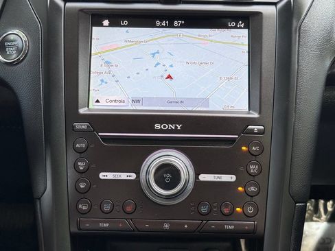 Used 2019 Ford Fusion Titanium AWD/4WD image 33