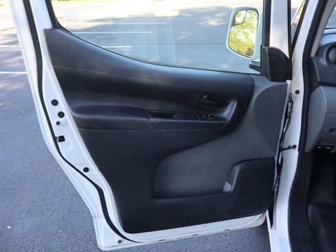 Used 2020 Nissan NV200 SV w/ Back Door Glass Package FWD image 19
