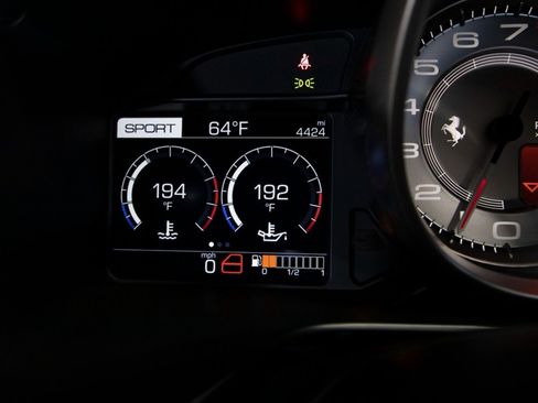 Used 2019 Ferrari Portofino image 28