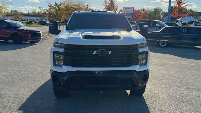 Used 2025 Chevrolet Silverado 2500 Custom AWD/4WD image 7