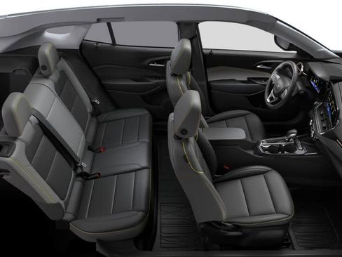 New 2026 Chevrolet Trax ACTIV w/ Sunroof Package image 32