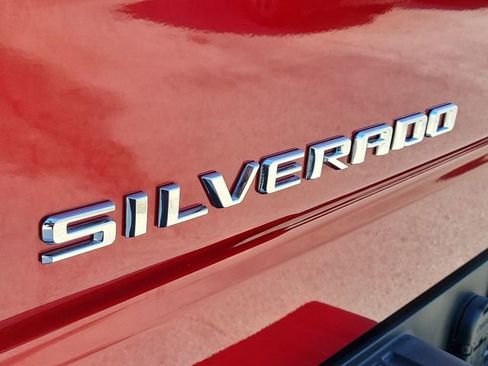 Used 2023 Chevrolet Silverado 1500 LT Trail Boss w/ Protection Package image 9