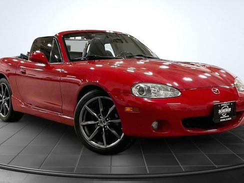 Used 2002 MAZDA MX-5 Miata image 12