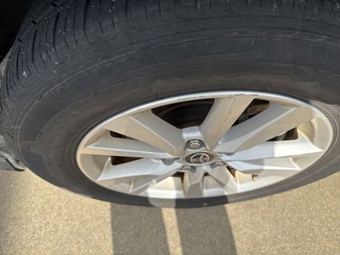 Used 2025 Toyota Camry LE image 4