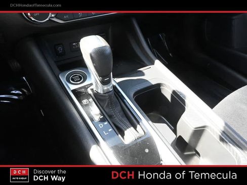 Used 2025 Nissan Sentra SV FWD image 11