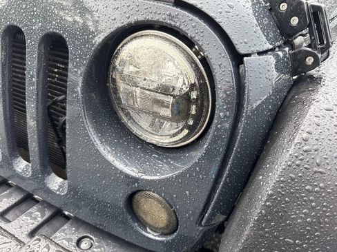 Used 2017 Jeep Wrangler Unlimited Sport w/ Quick Order Package 24S image 10