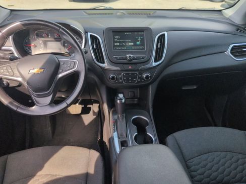 Used 2018 Chevrolet Equinox LT image 14