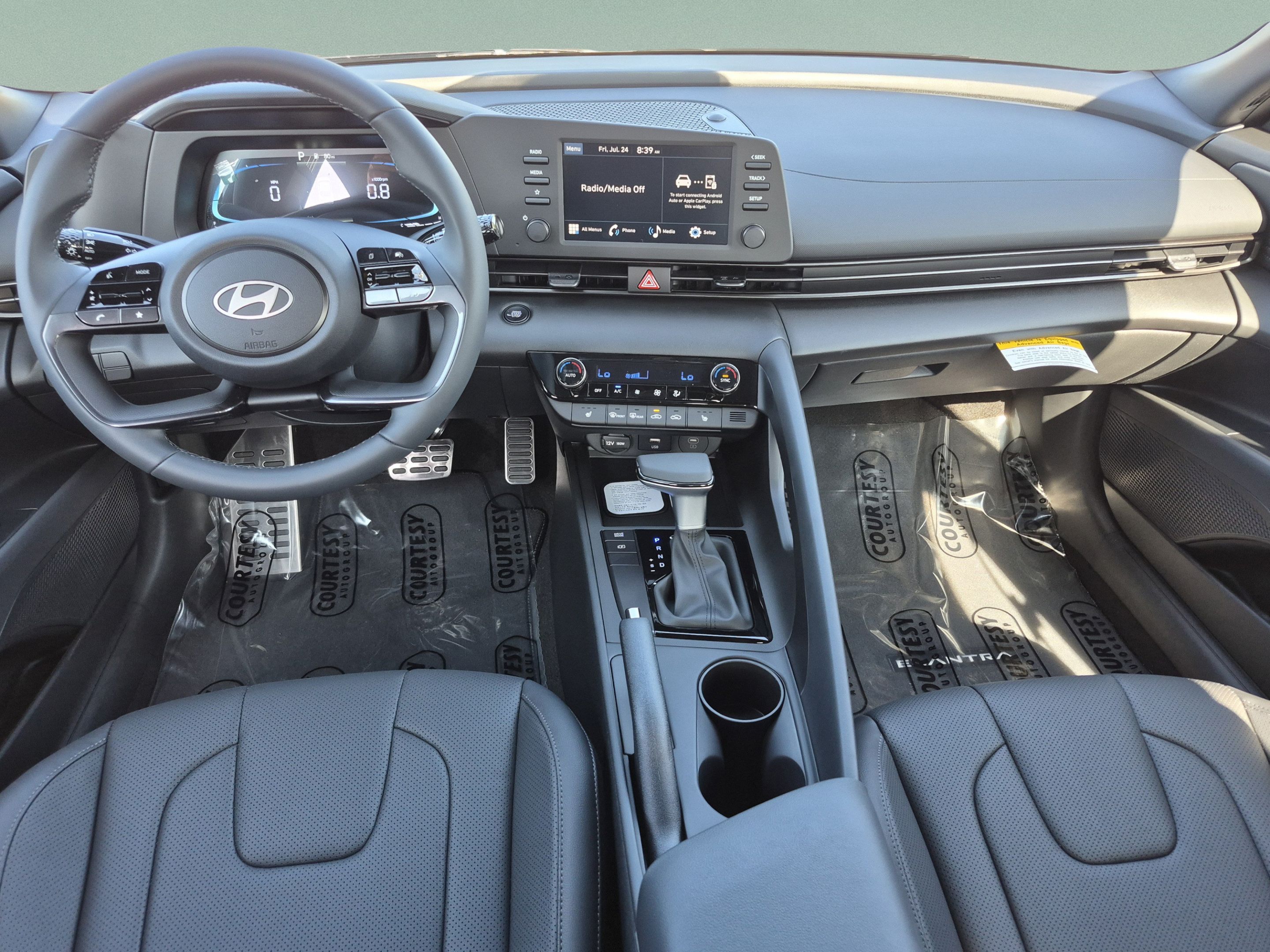 New 2026 Hyundai Elantra SEL Sport FWD image 9