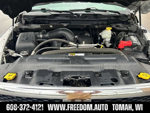 Used 2017 RAM 1500 Classic SLT AWD/4WD image 20