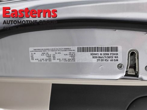Used 2023 Chrysler Pacifica Touring-L FWD image 36