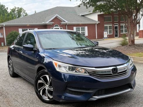 Used 2016 Honda Accord LX image 7