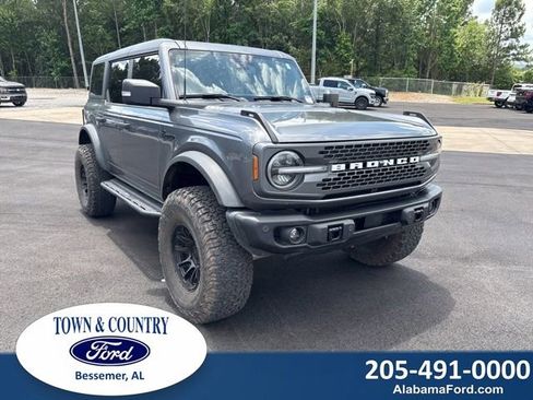 Used 2022 Ford Bronco Badlands AWD/4WD image 1