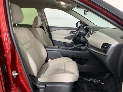 Used 2025 Nissan Rogue SV AWD/4WD image 20