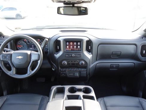 Used 2025 Chevrolet Silverado 2500 Custom w/ Custom Value Package image 38