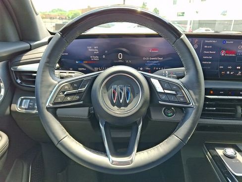 Certified 2025 Buick Enclave Avenir w/ Super Cruise Package AWD/4WD image 24