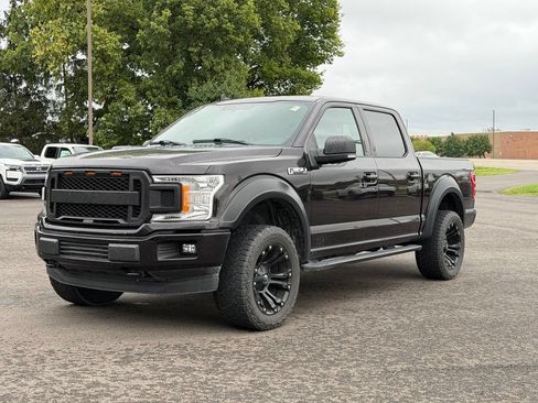 Used 2018 Ford F150 XLT w/ Equipment Group 302A Luxury AWD/4WD image 2