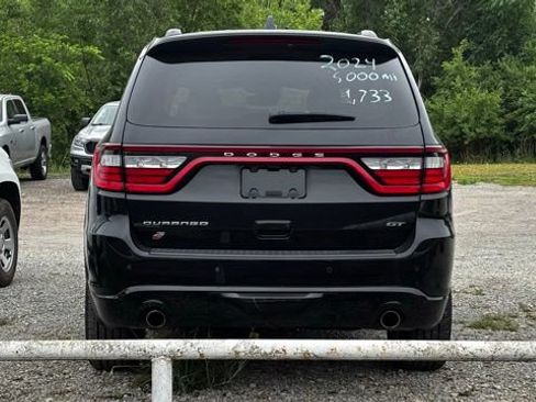 Used 2024 Dodge Durango GT AWD/4WD image 3