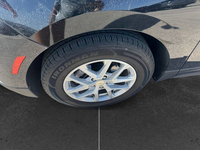 Certified 2024 Chevrolet Equinox LT FWD image 9