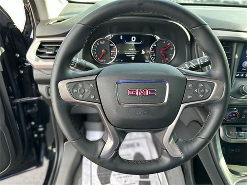 Used 2023 GMC Acadia AT4 w/ Technology Package image 15