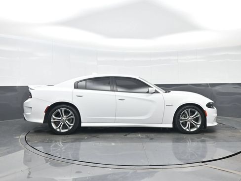 Used 2022 Dodge Charger R/T RWD image 7