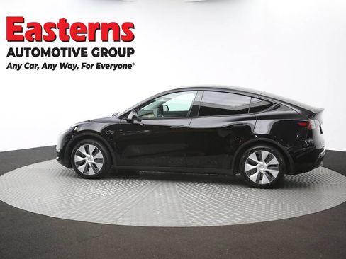 Used 2021 Tesla Model Y Long Range AWD/4WD image 54