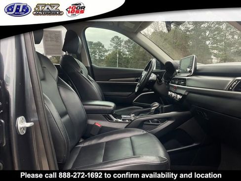Used 2020 Kia Telluride LX image 15
