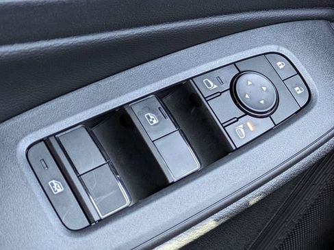 New 2026 Nissan Sentra SV FWD image 22