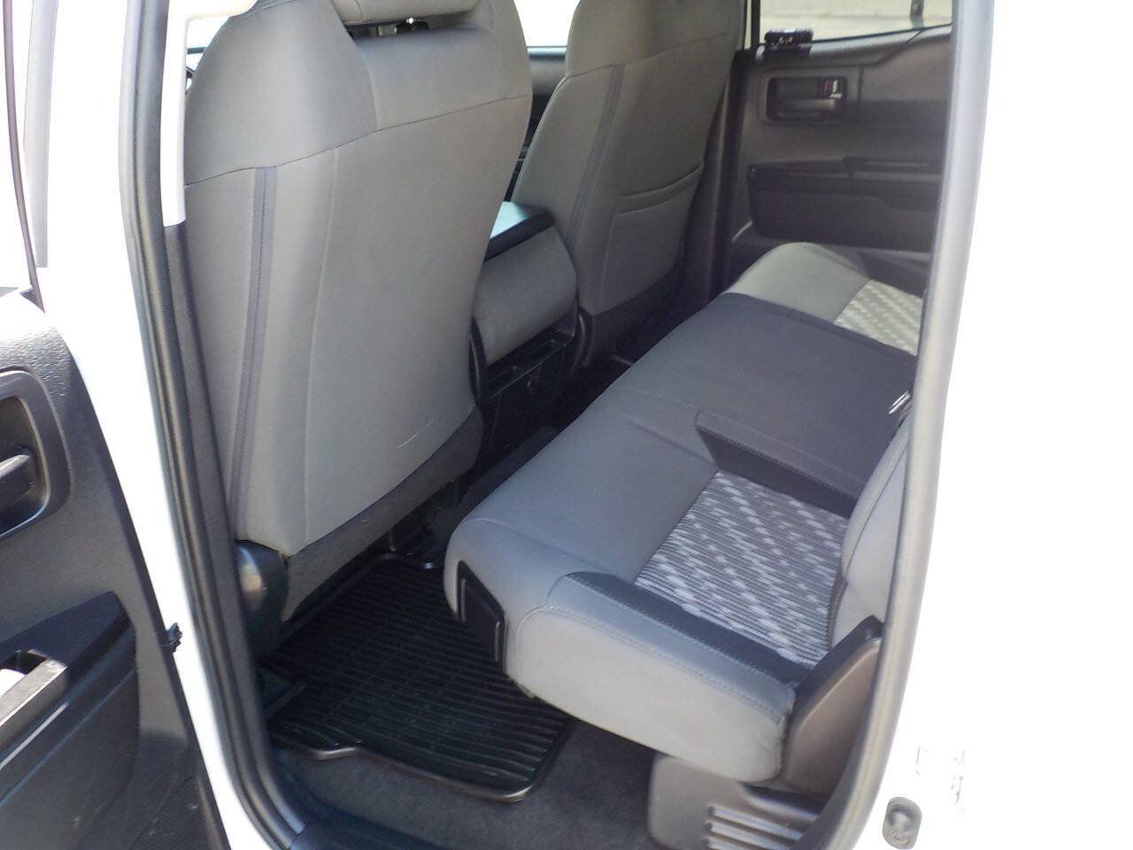 Used 2019 Toyota Tundra SR AWD/4WD image 23
